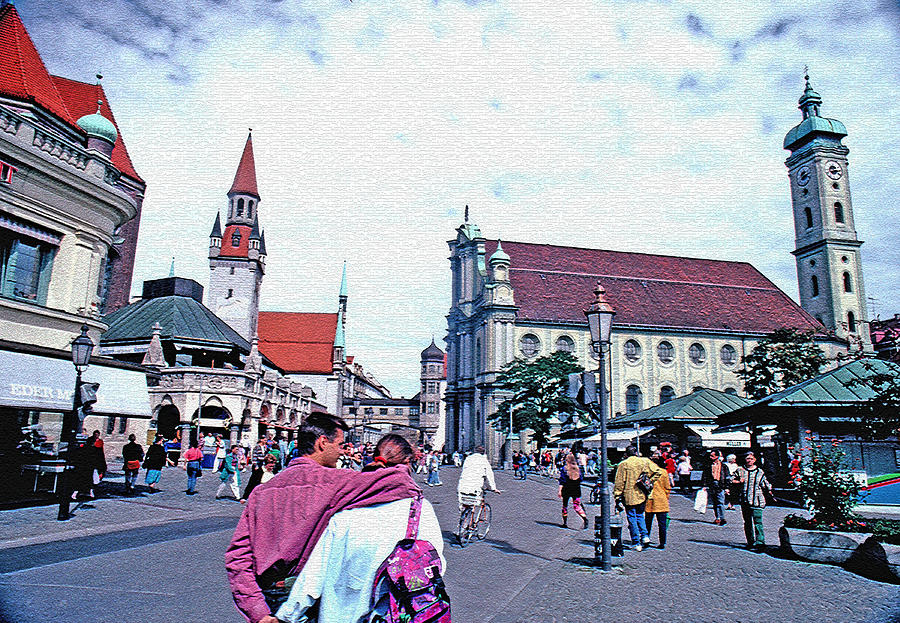In The Munich Viktualienmarkt Photograph by Tom Wurl