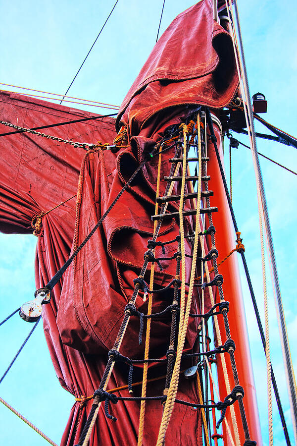 In The Rigging Photograph by David Davies