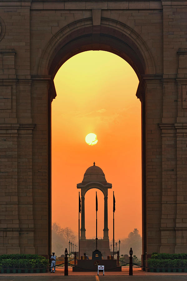 Adam Jones Photograph - India Gate, A War Memorial In New Delhi by Adam Jones