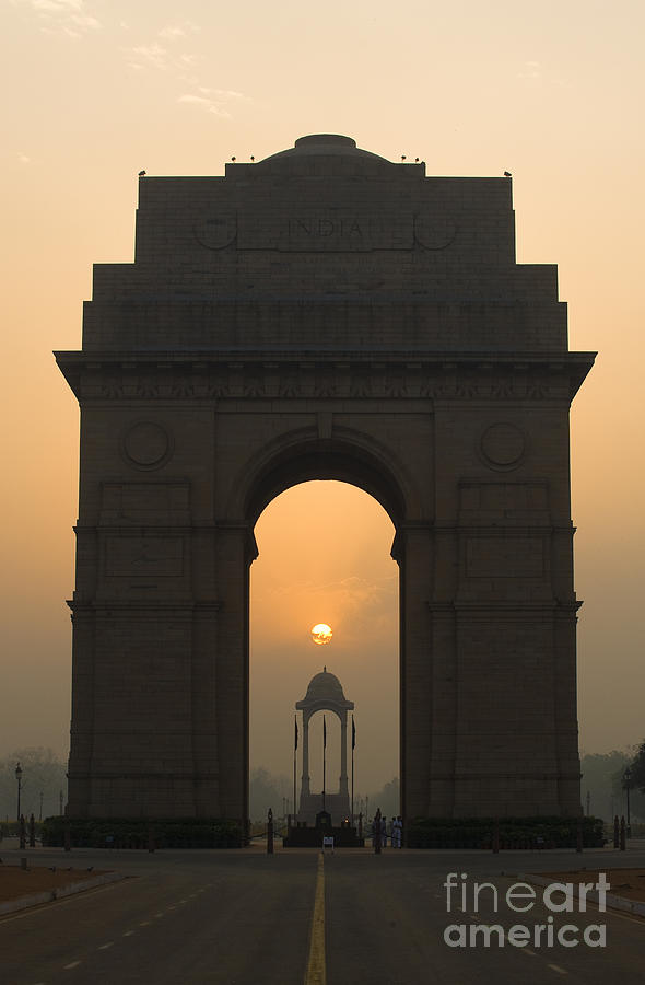 India Gate, Delhi Photograph by John Shaw