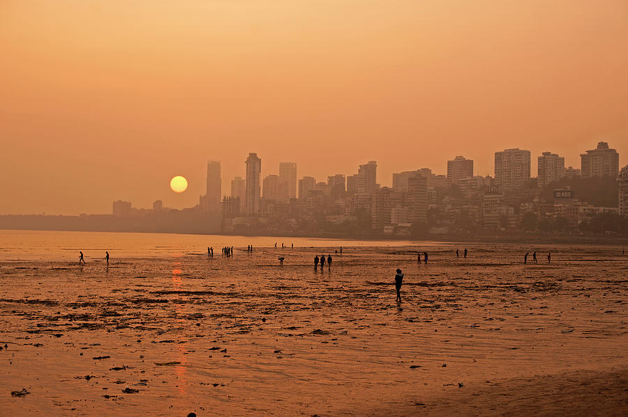 Adult Photograph - India, Maharashtra, Mumbai, Chowpatty by Anthony Asael Adult Photograph - India, Maharashtra, Mumbai, Chowpatty by Anthony Asael