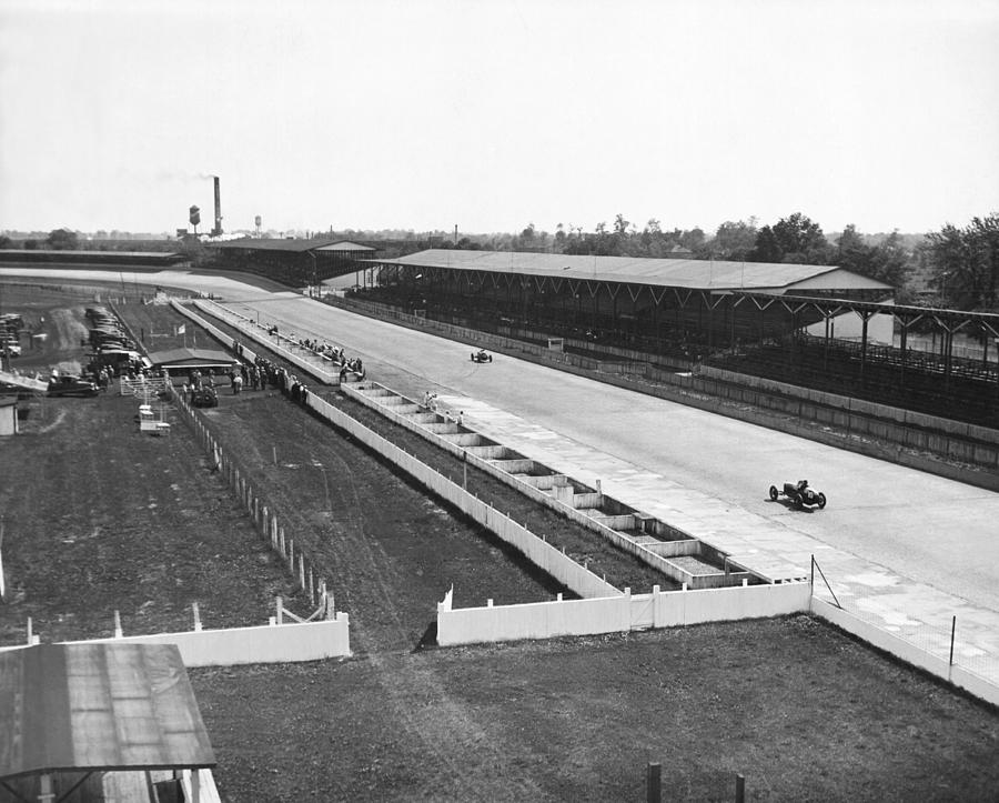 Indianapolis Speedway Trials Photograph by Underwood Archives