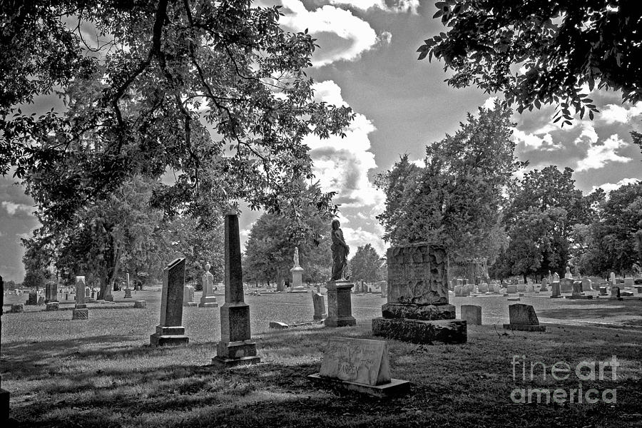 Cemetery Photograph - Indianola cemetery by Russell Christie
