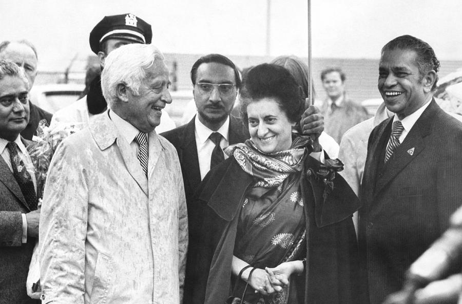 Indira Gandhi At JFK Airport Photograph by Underwood Archives - Fine ...