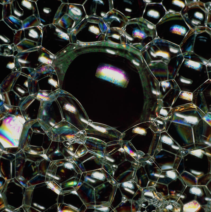 Interference Pattens In Soap Bubbles Photograph by Dr Jeremy Burgess/science Photo Library