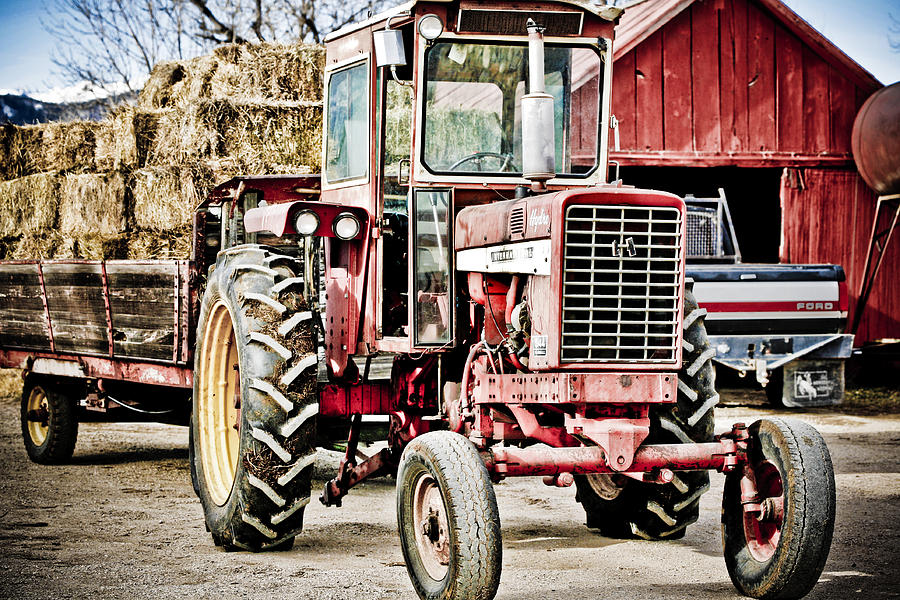 Farm Photograph - International Harvester 1 by Marilyn Hunt