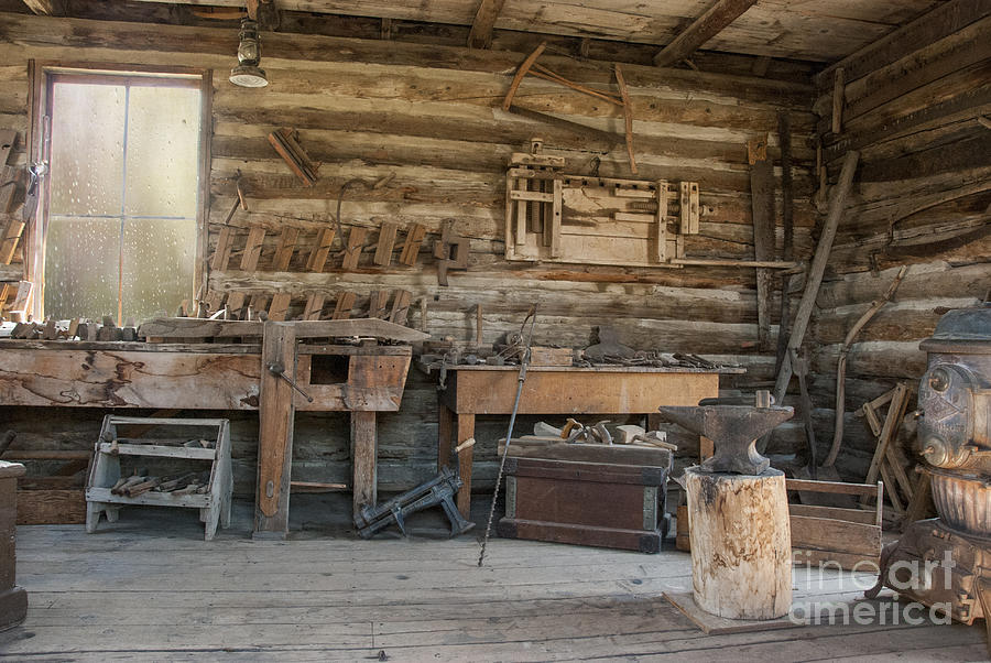 Interior of Historic Pioneer Cabin Photograph by Juli Scalzi