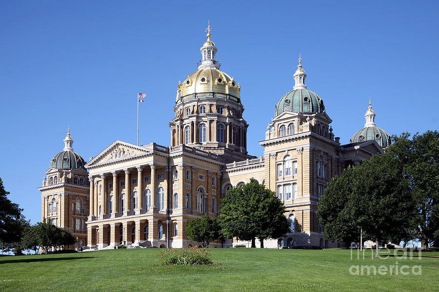 Iowa State Capitol Des Moines Photograph by Bill Cobb - Fine Art America