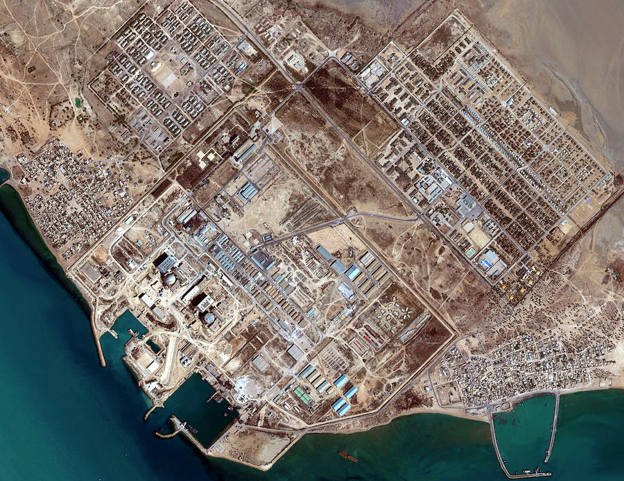 Iranian Nuclear Reactor Photograph by Geoeye/science Photo Library