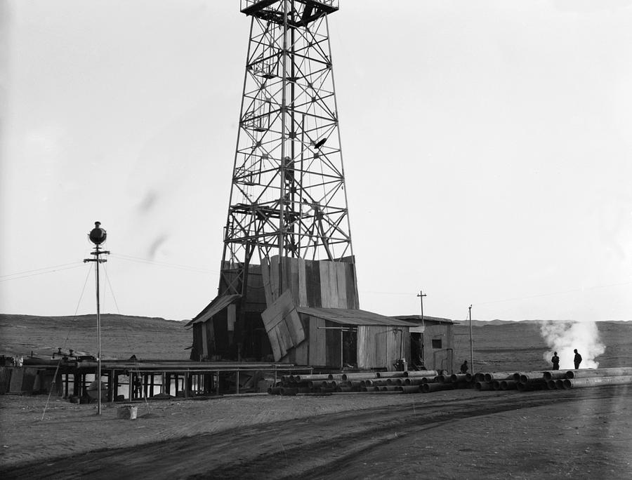 iraq-oil-fields-1932-photograph-by-granger-fine-art-america