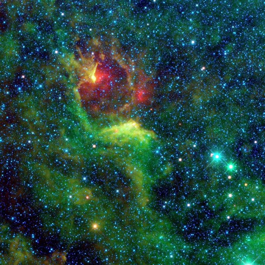Iras 12116-6001 Nebula Photograph by Nasa/jpl-caltech/ucla/science Photo Library