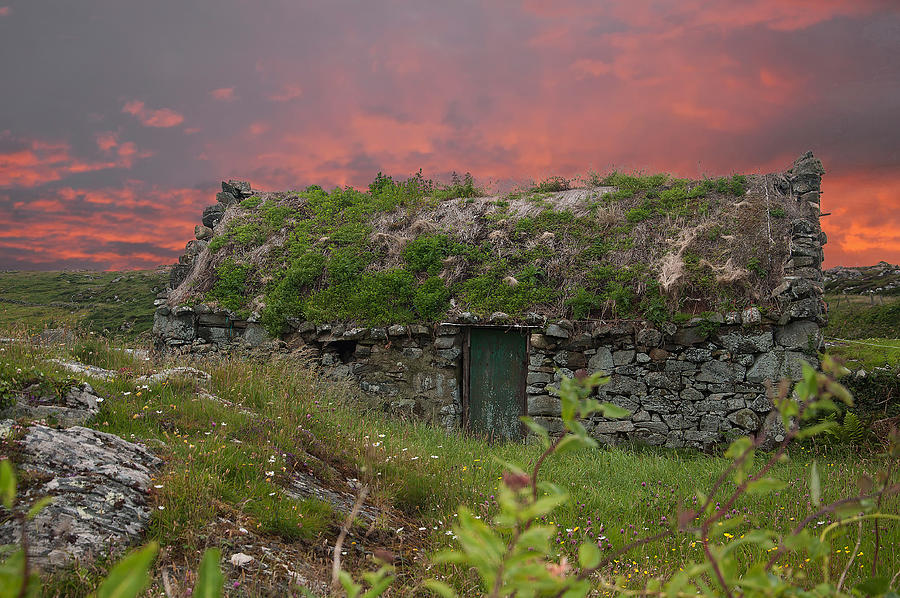 Irish Cottage Photograph by Rob Hemphill