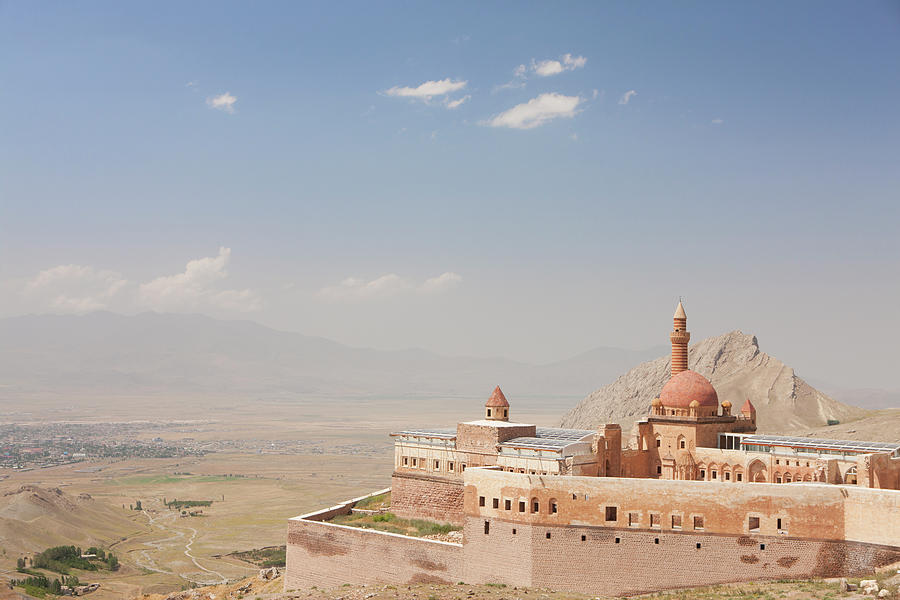 Ishak Pasha Palace Near Doubayazt Photograph by Laurie Noble