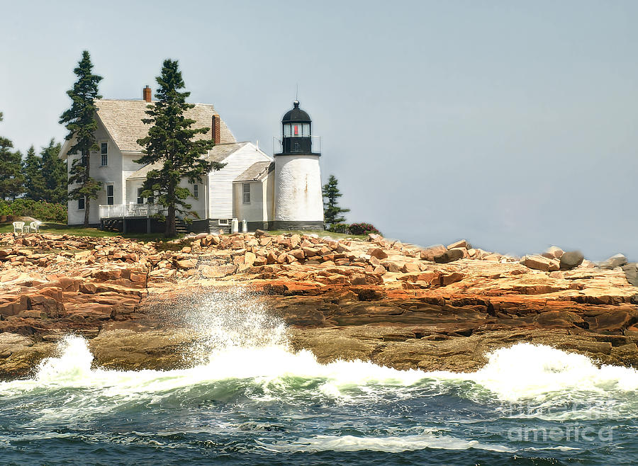 Island Lighthouse Photograph by Raymond Earley