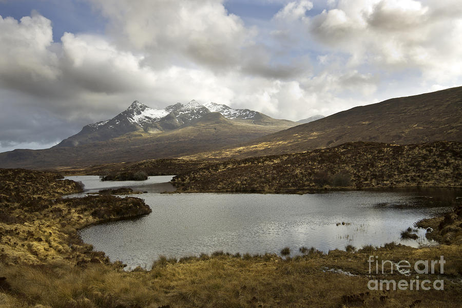 Mountain Photograph - Isle of Skye by Ang El