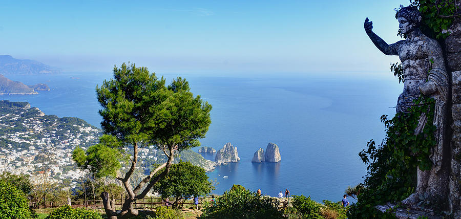 Isola di Capri by Sergio Otero