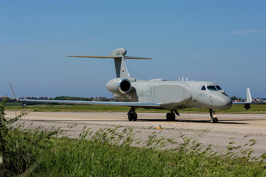 Italian Air Force Gulfstream G550 Caew by Timm Ziegenthaler