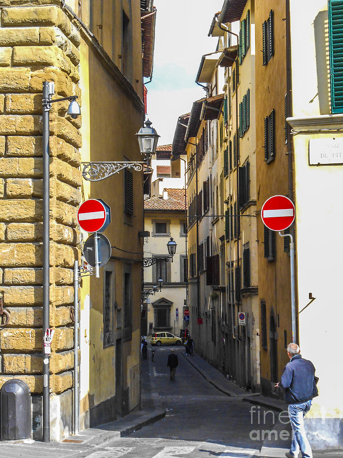 Italian Alley  Photograph by Elizabeth M