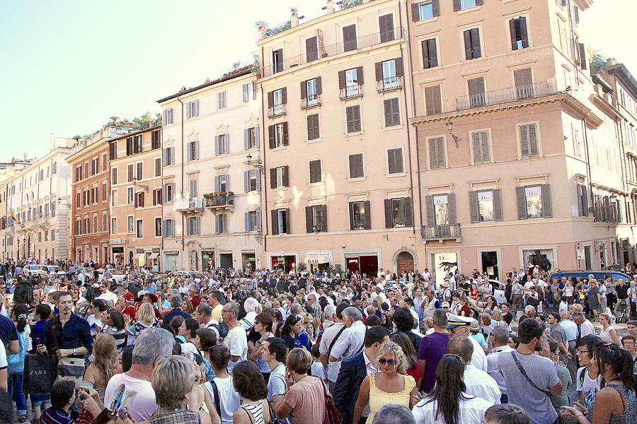 Italian Crowd Photograph by Valentino Visentini