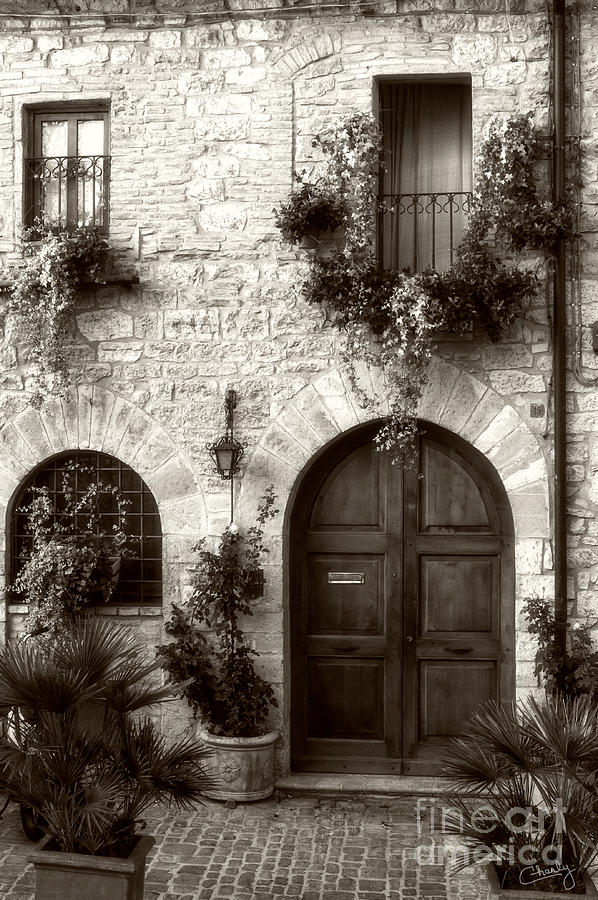 Architecture Photograph - Italian Facade of Assisi by Prints of Italy