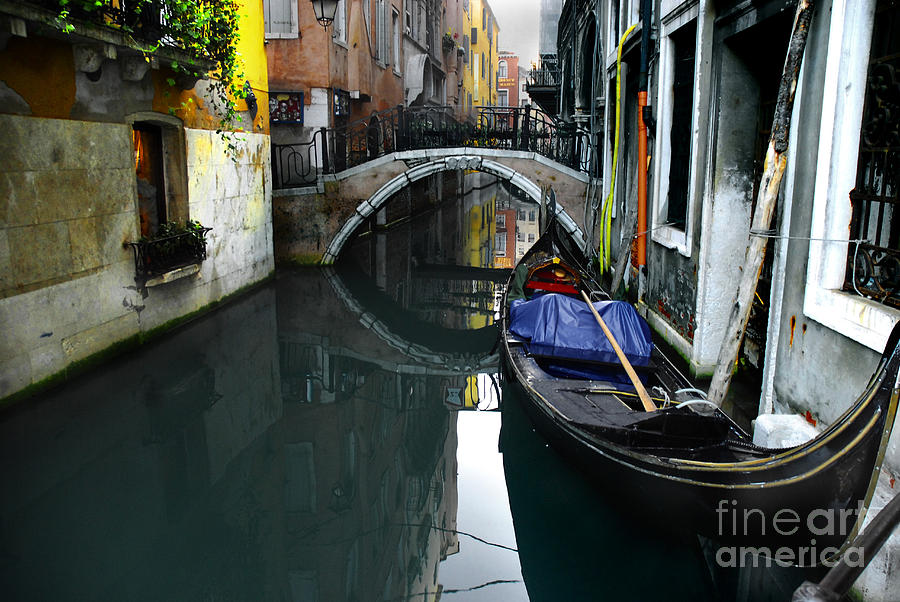 Italy Venice 1 Photograph by Dan Yeger