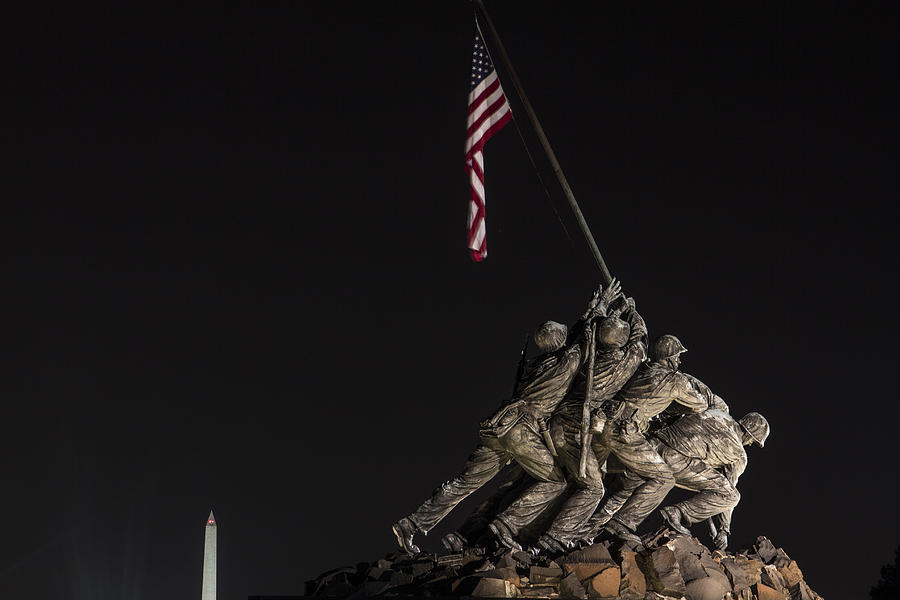 Iwo Jima Memorial and Washington Monument  Photograph by John McGraw