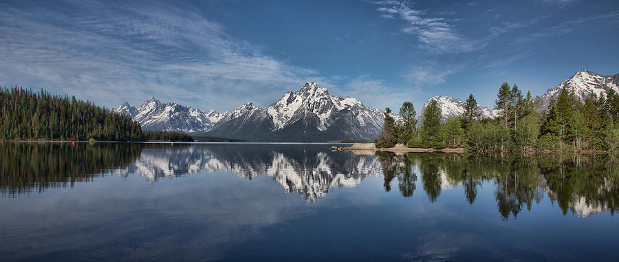 Mountain Photograph - Jackson Lake by Esther Branderhorst