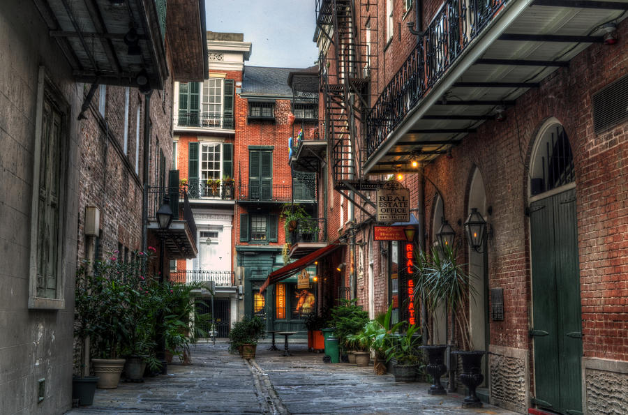 Jackson Square Alley Photograph by Greg and Chrystal Mimbs