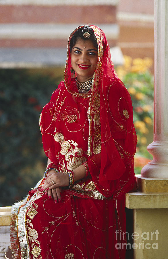 Jaipur Royal Bride - Rajasthan India Photograph by Craig Lovell