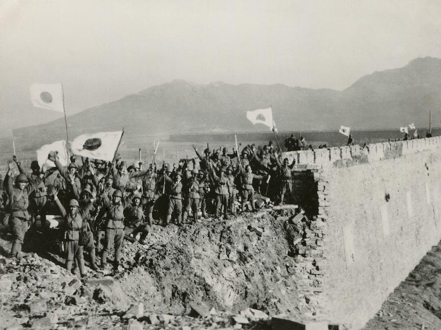 Japanese Soldiers Celebrate The Capture Photograph by Everett - Fine ...