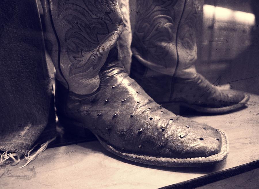 jason aldean cowboy boots