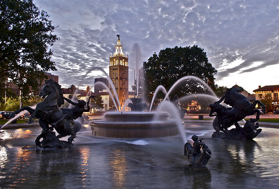 JC Nichols Fountain - Country Club Plaza - Twilight Photograph by Devin Botkins