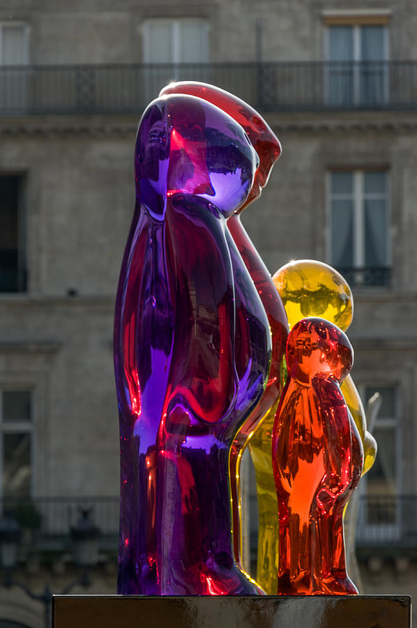 Paris Photograph - Jelly family in Paris by All Around The World