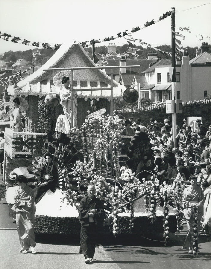 Jersey Battle Of Flowers 1970 Photograph by Retro Images Archive Fine