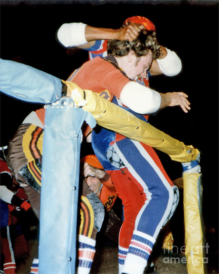 Jim Fitzpatrick vs Jo Jo Stafford in Old School Roller Derby  Photograph by Jim Fitzpatrick