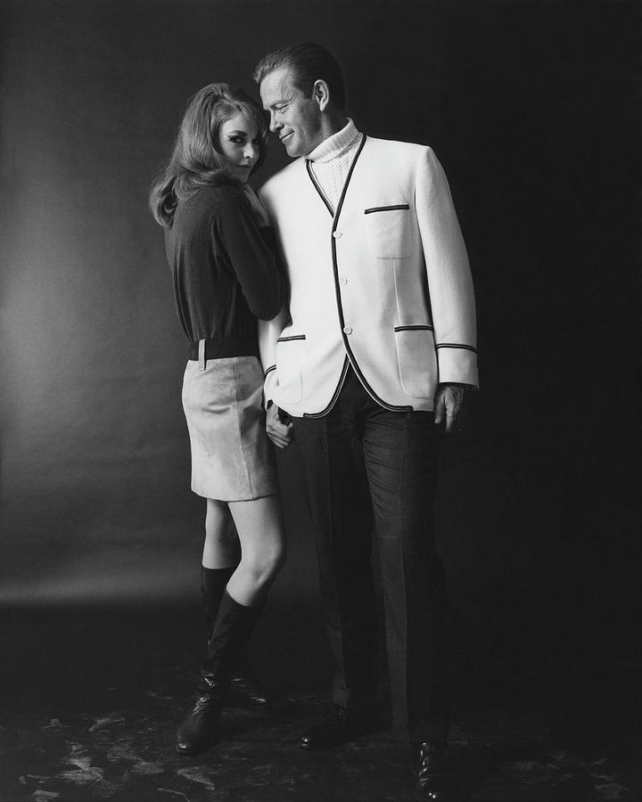 Joanna Pettet Posing With A Male Model Photograph by Leonard Nones