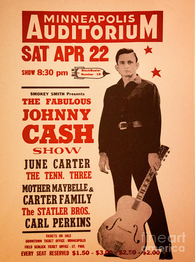 Johnny Cash Photograph - Johnny Cash by Bob Hislop