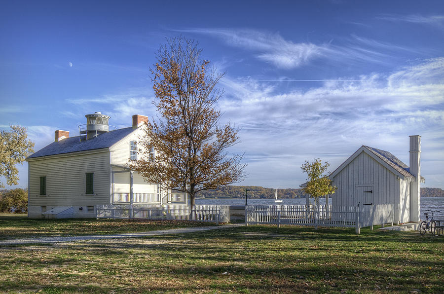 Jones Point Lighthouse Photograph by Michael Donahue