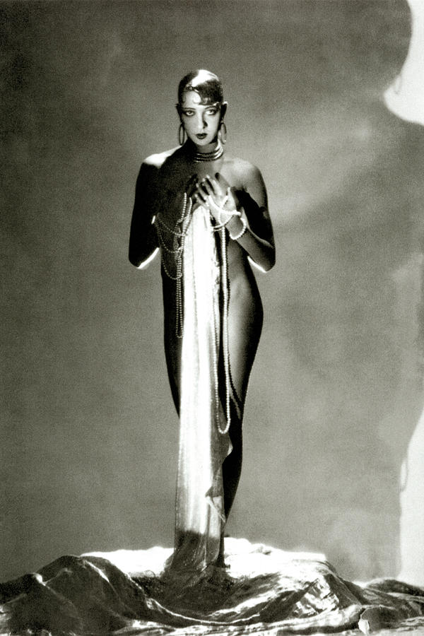 Black And White Photograph - Josephine Baker by George Hoyningen-Huene