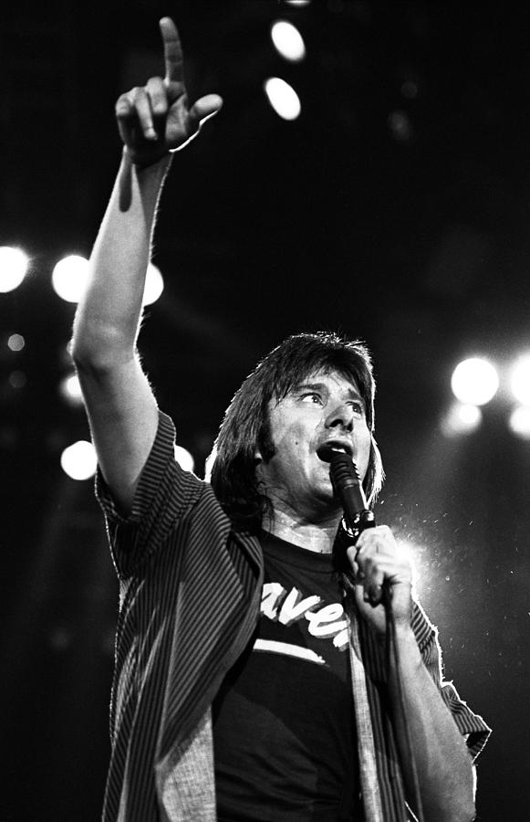 Journey Steve Perry 1983 Photograph by Chris Walter