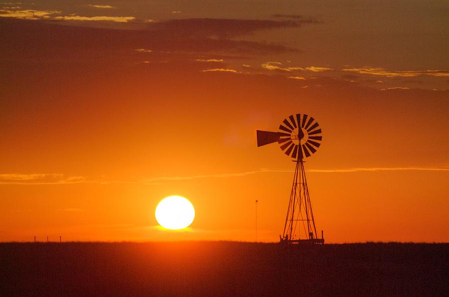 Just Another Nebraska Sunset Photograph by HW Kateley