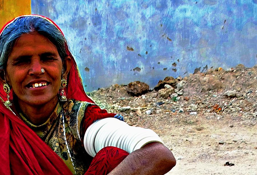 Just Sitting 1h - Woman Portrait - Village India Rajasthan Photograph by Sue Jacobi