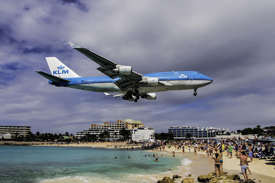 K L M landing at St. Maarten #2 Photograph by David Gleeson