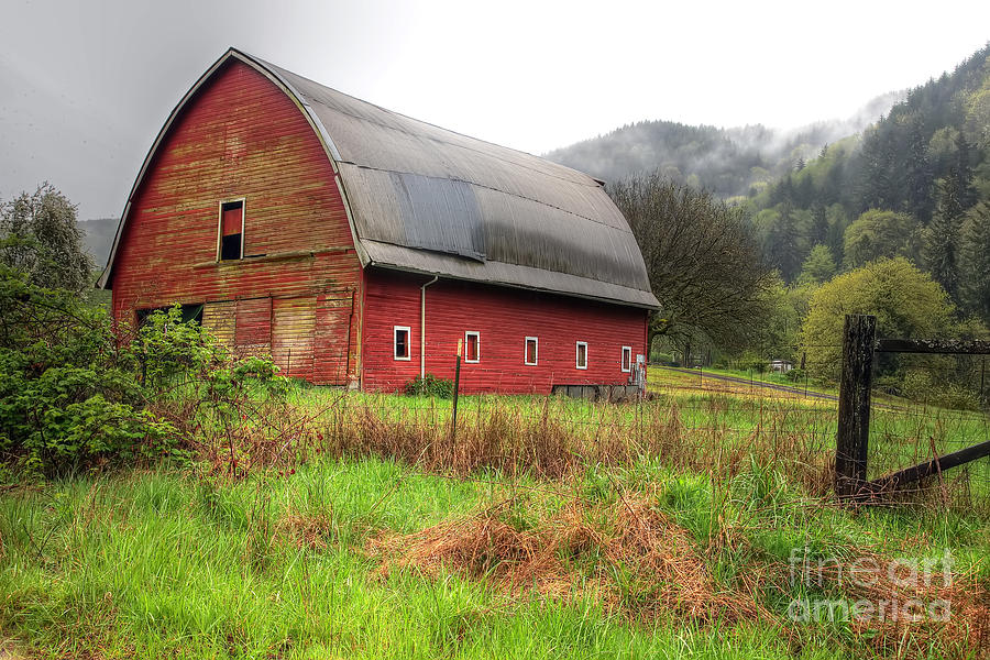 Kalama River Barn Photograph by Rick Mann | Fine Art America