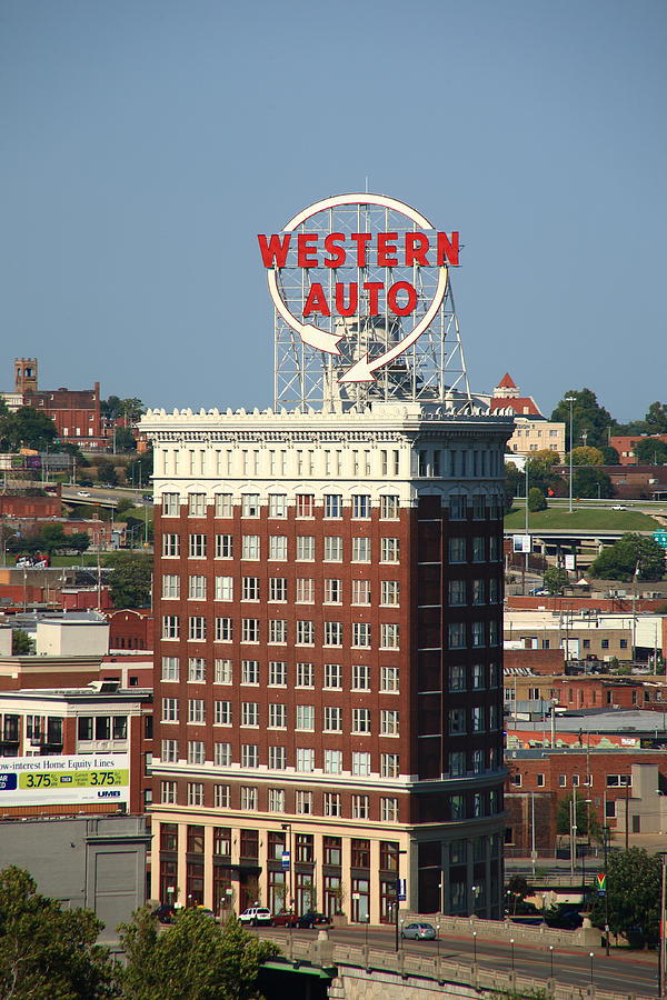 Kansas City - Western Auto Building 2 Photograph by Frank Romeo