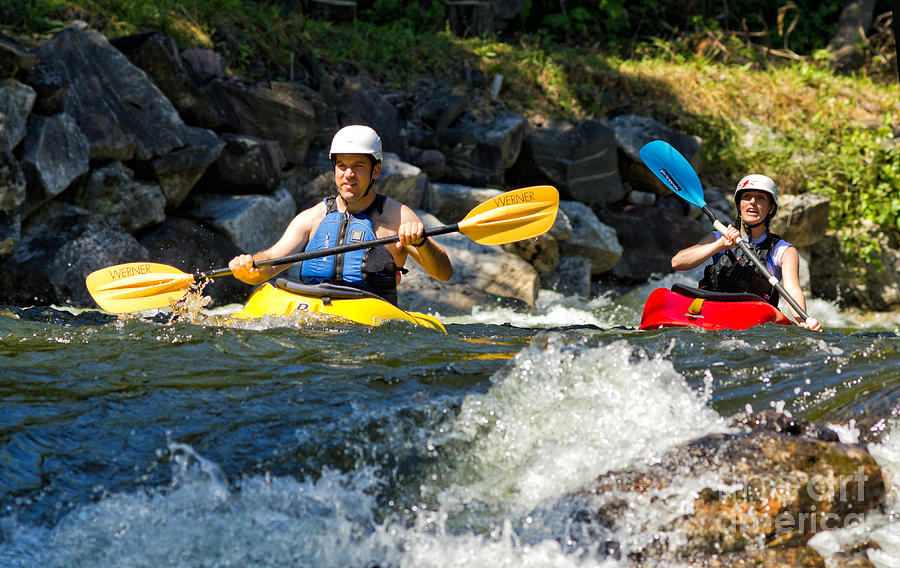 Kayakers in whitewater Photograph by Les Palenik