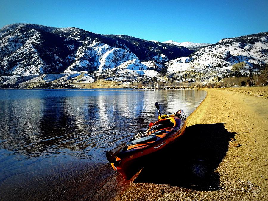 Kayaking in January Photograph by Guy Hoffman