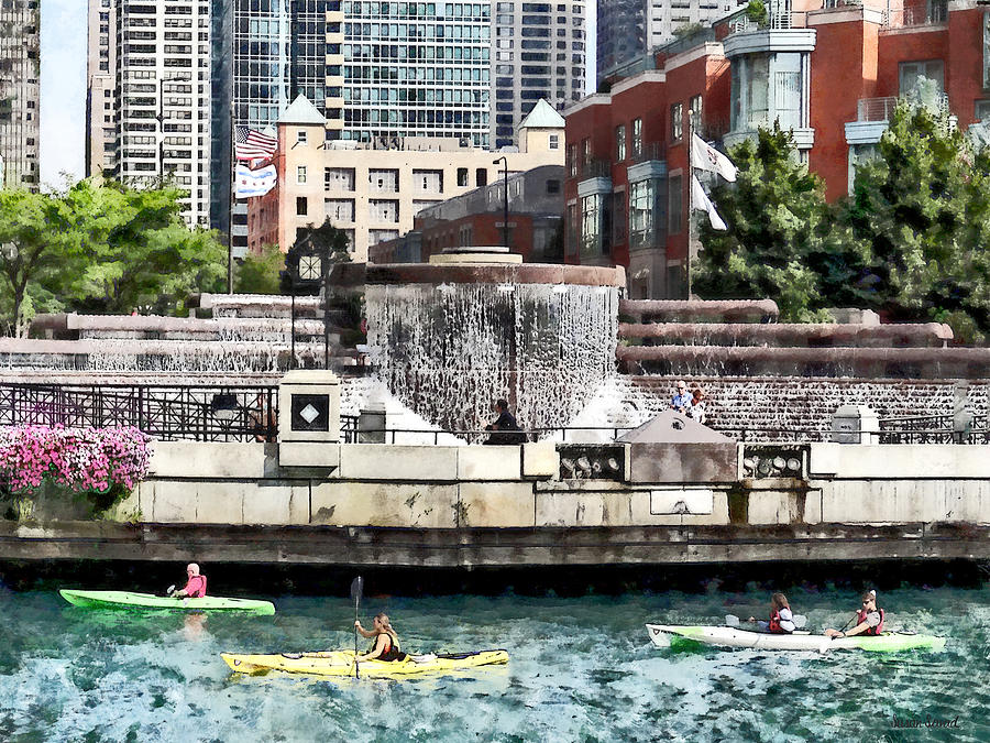 Chicago Photograph - Kayaking on the Chicago River Near Centennial Fountain by Susan Savad