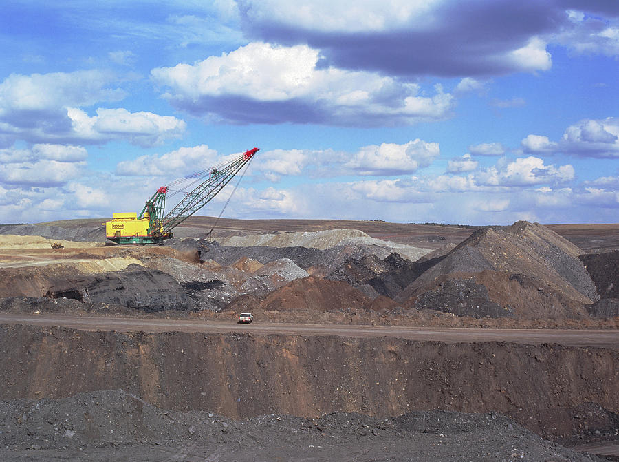 Mine Photograph - Kayenta Open Cast Coal Mine by Simon Fraser/science Photo Library