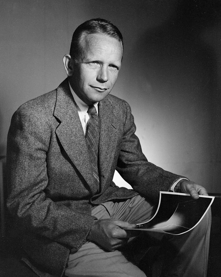 Kenneth Bainbridge, American Physicist Photograph by Science Source